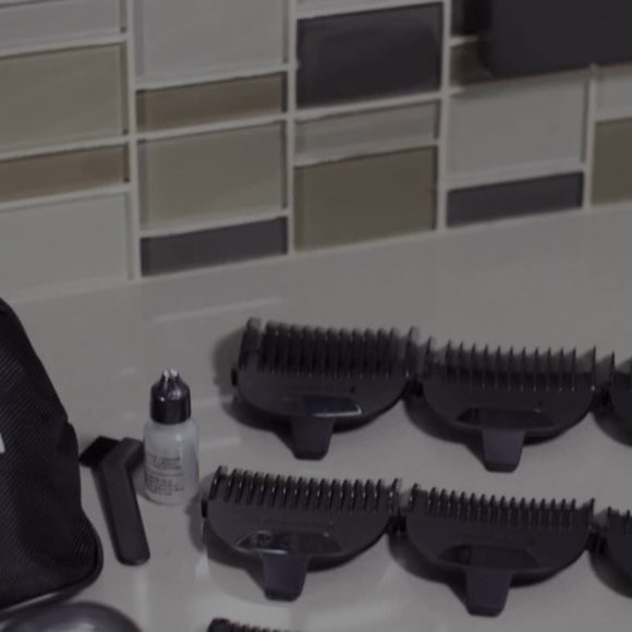 Shortcut Pro Self-Haircut Kit, Black, HC4250